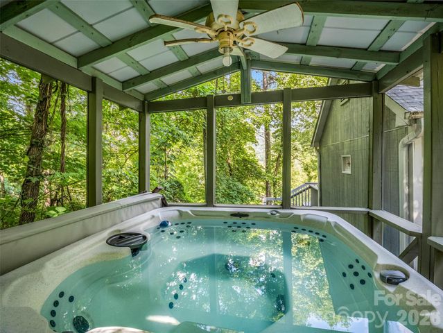 239 Havnaers Point, Lake Lure, NC 28746
