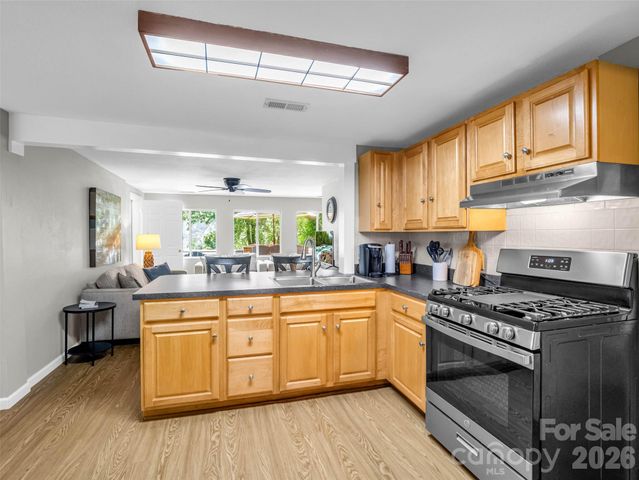 239 Havnaers Point, Lake Lure, NC 28746