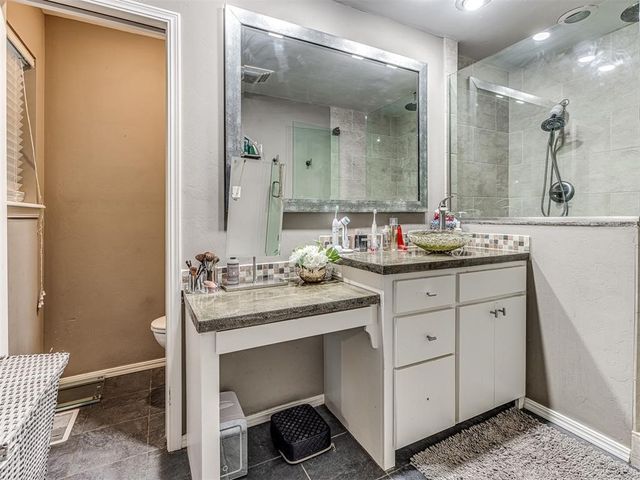 12724 S Coltrane Road, Edmond, OK 73034
