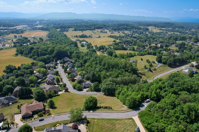 3417 Stoneridge Drive, Johnson City, TN 37604