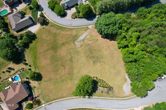 3417 Stoneridge Drive, Johnson City, TN 37604