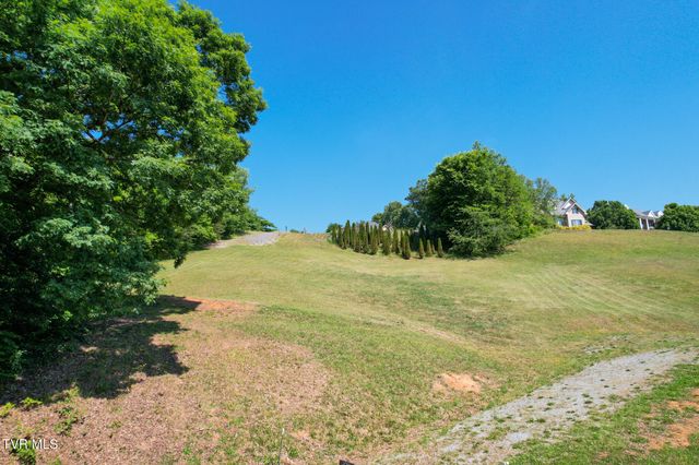 3417 Stoneridge Drive, Johnson City, TN 37604