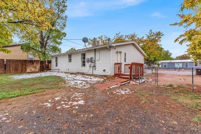 708 Santa Clara Ave, Pueblo, CO 81005