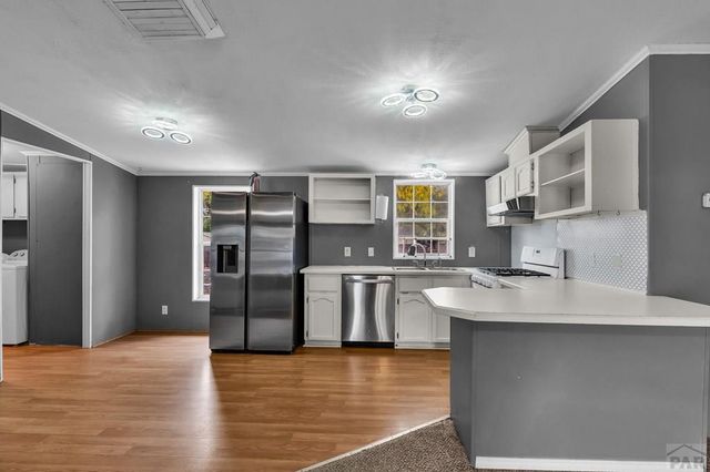 708 Santa Clara Ave, Pueblo, CO 81005