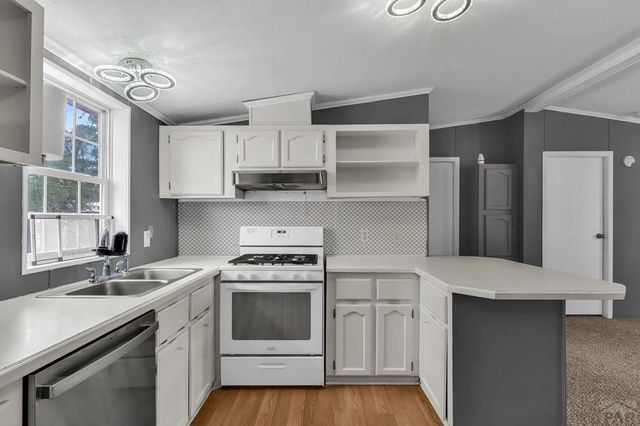 708 Santa Clara Ave, Pueblo, CO 81005