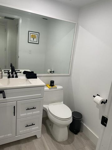 2333 Brickell Ave 314, Miami, FL 33129