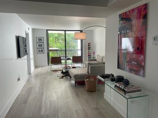 2333 Brickell Ave 314, Miami, FL 33129