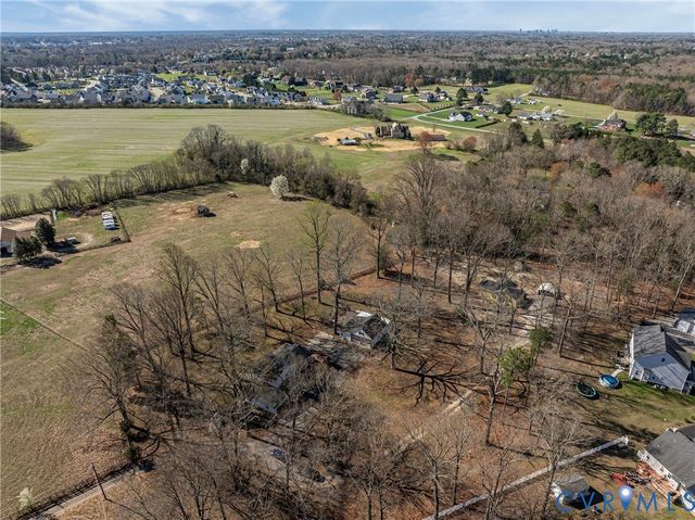 6581 Rural Point Rd, Hanover, VA 23116