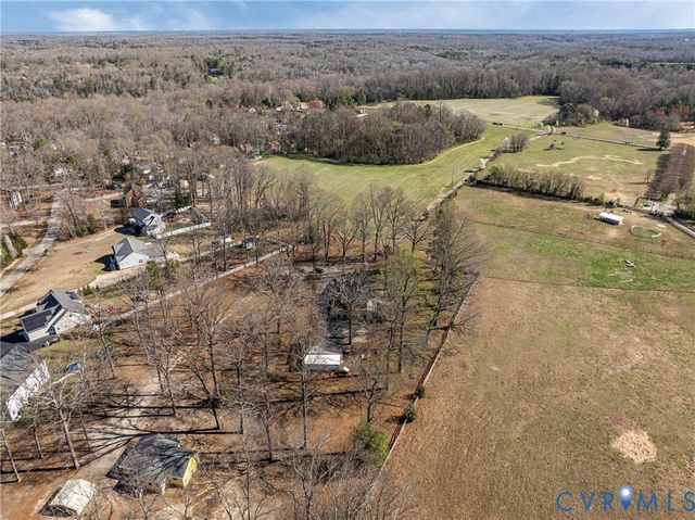 6581 Rural Point Rd, Hanover, VA 23116