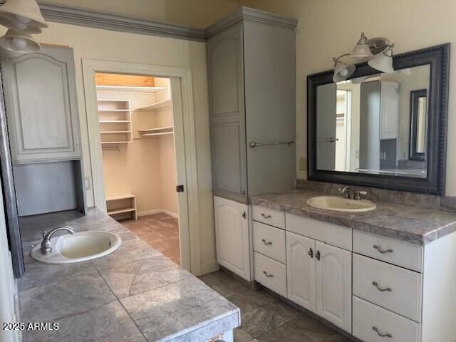 5766 E CALLE COYOTE --, Hereford, AZ 85615