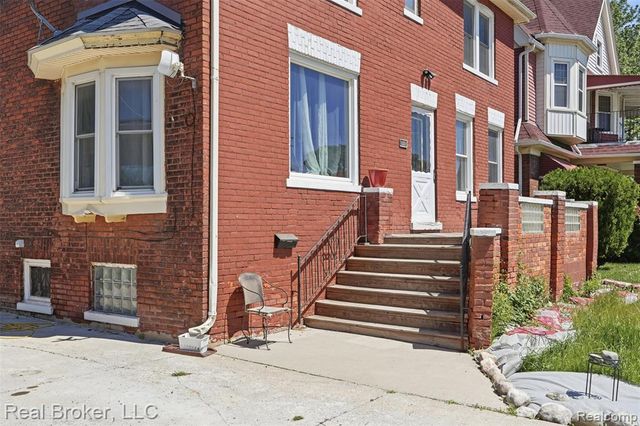 137 Trowbridge Street, Detroit, MI 48202