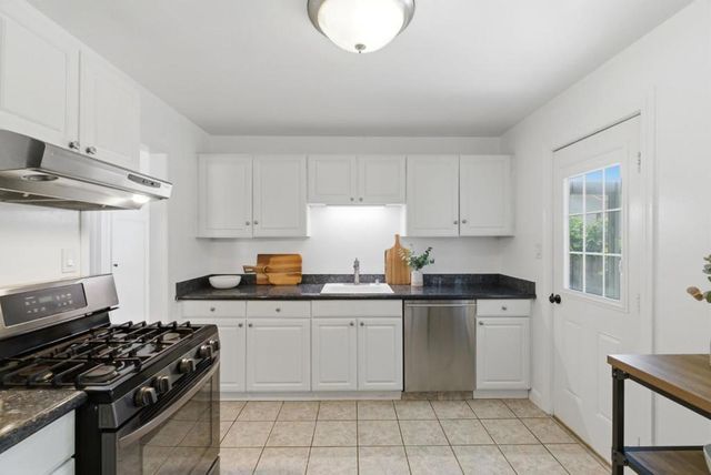 1352 Linda Mar Boulevard, Pacifica, CA 94044