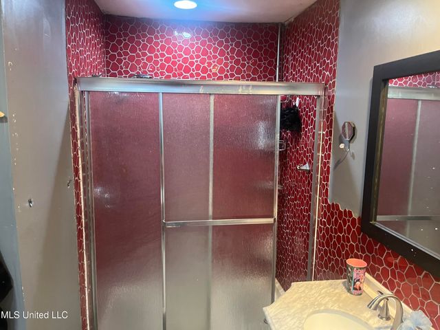 381 Sykes Road, Jackson, MS 39212