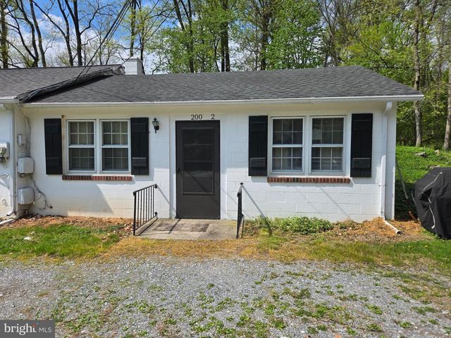 192 HIBERNIA RD, Coatesville, PA 19320