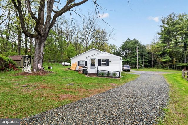 192 HIBERNIA RD, Coatesville, PA 19320
