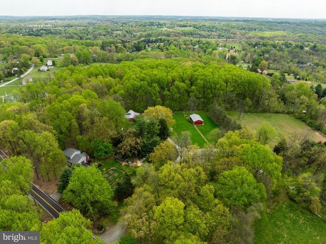 192 HIBERNIA RD, Coatesville, PA 19320