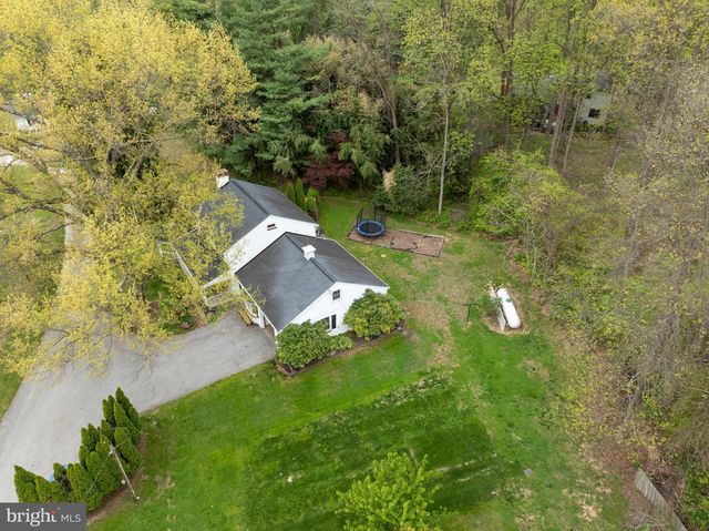 192 HIBERNIA RD, Coatesville, PA 19320