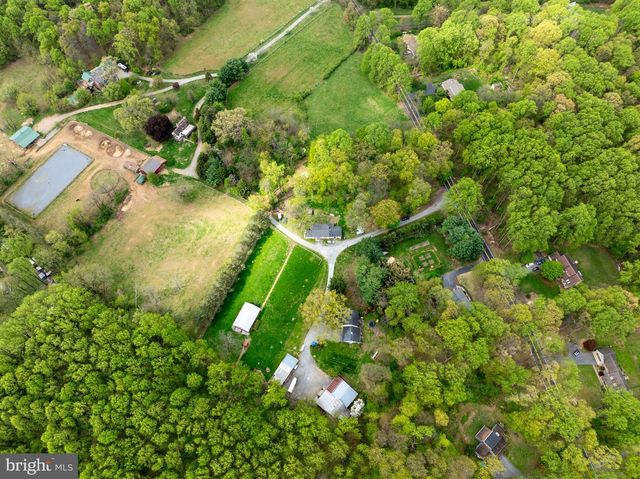 192 HIBERNIA RD, Coatesville, PA 19320