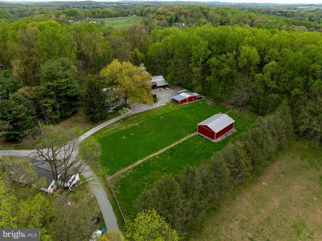 192 HIBERNIA RD, Coatesville, PA 19320