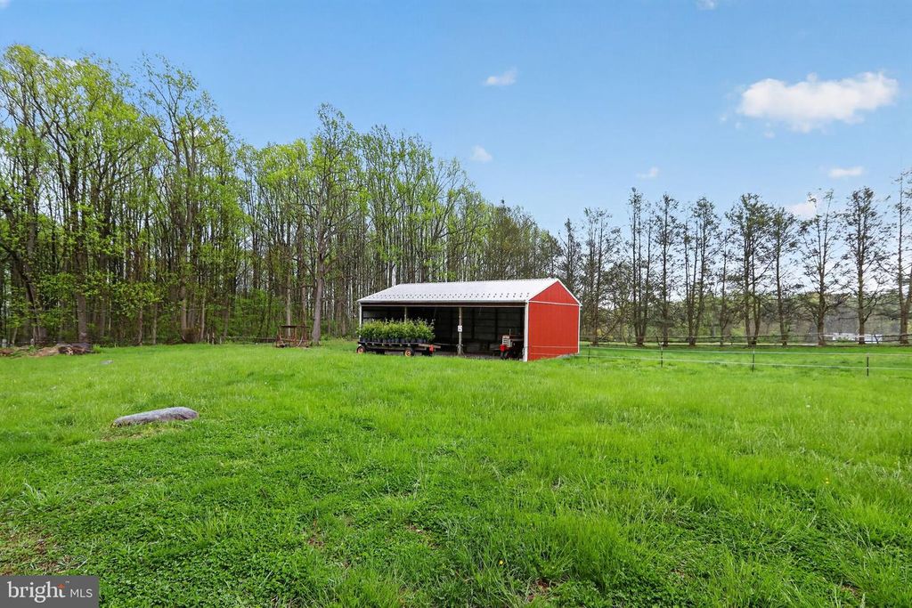 192 HIBERNIA RD, Coatesville, PA 19320
