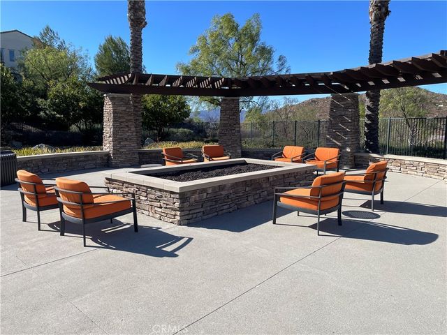 24445 Paxton Lane, Lake Elsinore, CA 92532