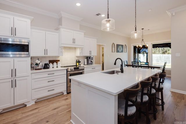 1449 Woolridge Drive, Benton, AR 72019