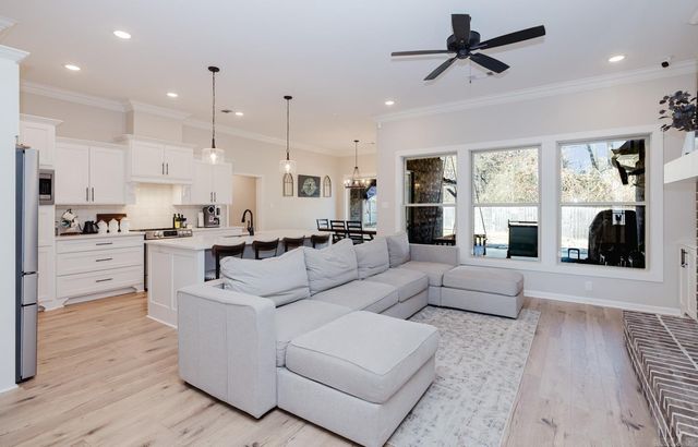 1449 Woolridge Drive, Benton, AR 72019