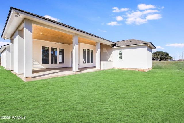 107 Cypress Lake Drive, Youngsville, LA 70592