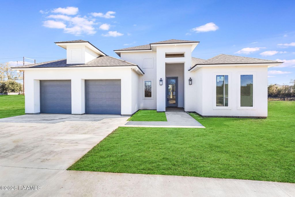 107 Cypress Lake Drive, Youngsville, LA 70592