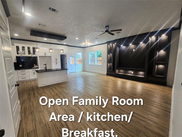 1313 Gary Avenue, Pasadena, TX 77502