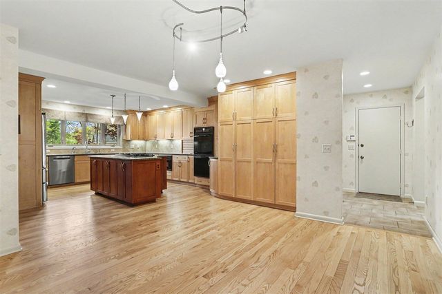 1415 Holiday Lane, Portage, MI 49024