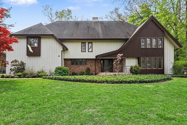 1415 Holiday Lane, Portage, MI 49024