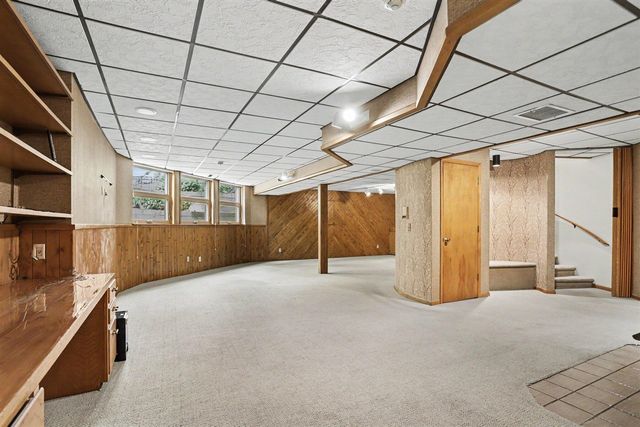 1415 Holiday Lane, Portage, MI 49024