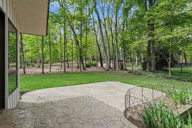 1415 Holiday Lane, Portage, MI 49024