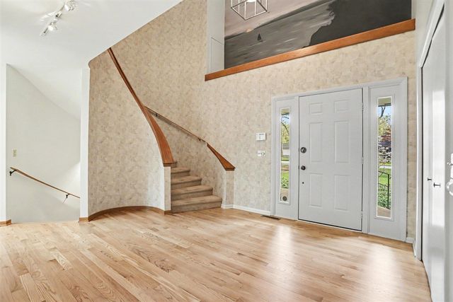 1415 Holiday Lane, Portage, MI 49024