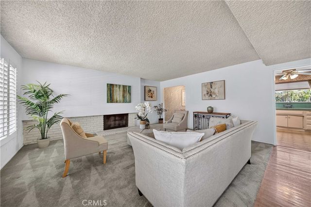 19841 Marilla Street, Chatsworth, CA 91311