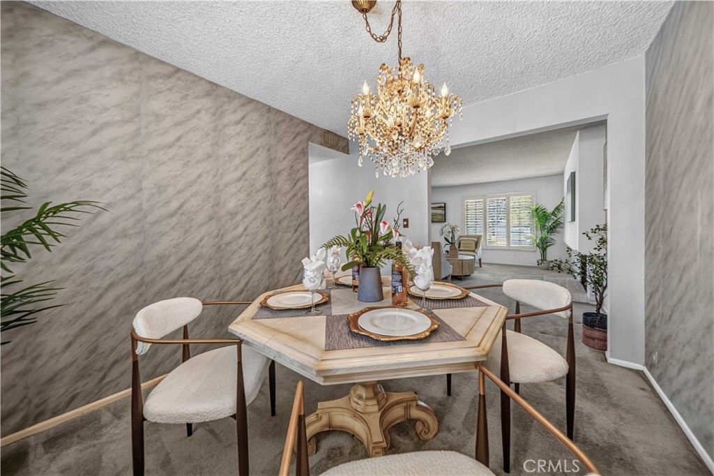 Image 13 of property listing at 19841 Marilla Street, Chatsworth, CA 91311