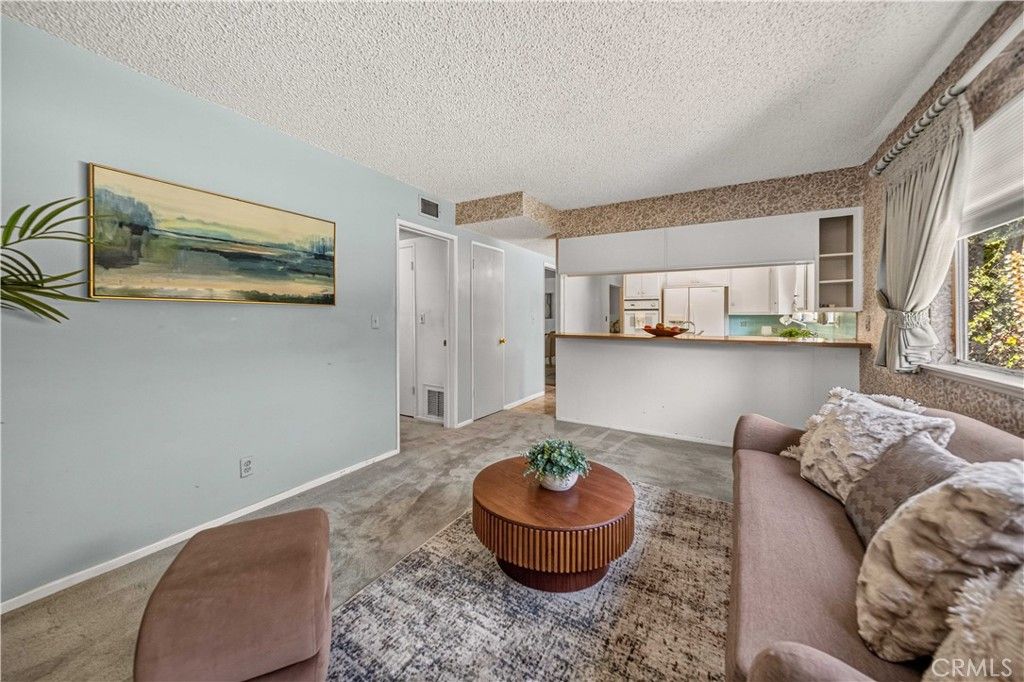 Image 19 of property listing at 19841 Marilla Street, Chatsworth, CA 91311