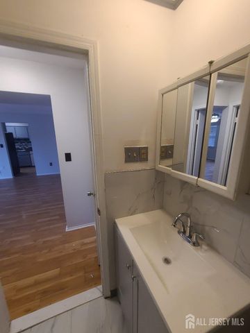 1503 Raspberry Court, Edison, NJ 08817