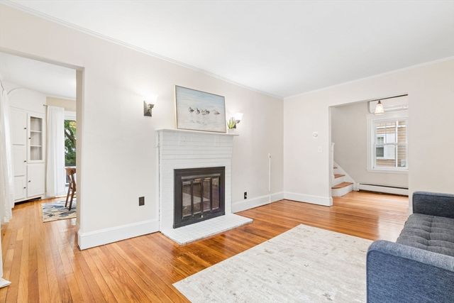 15 Woodbine Ter, Newton, MA 02466