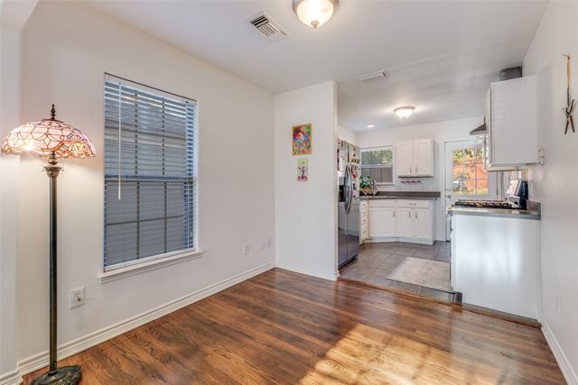 6911 E Grand Avenue, Dallas, TX 75223