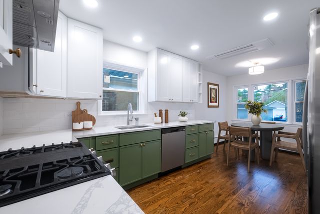 5224 N Cicero Avenue, Chicago, IL 60630