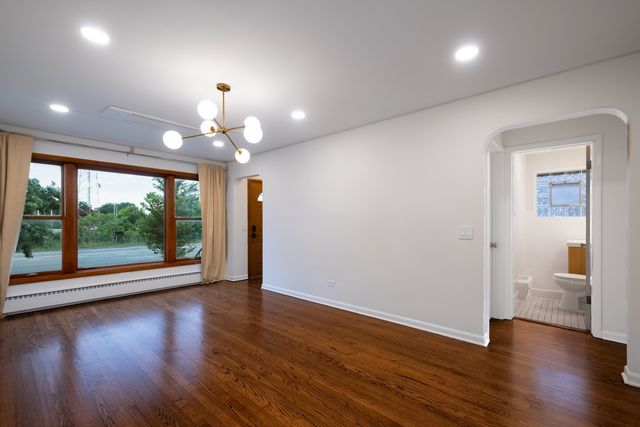 5224 N Cicero Avenue, Chicago, IL 60630