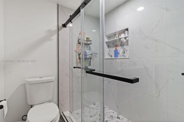 3812 NW 77th Ave, Davie, FL 33024