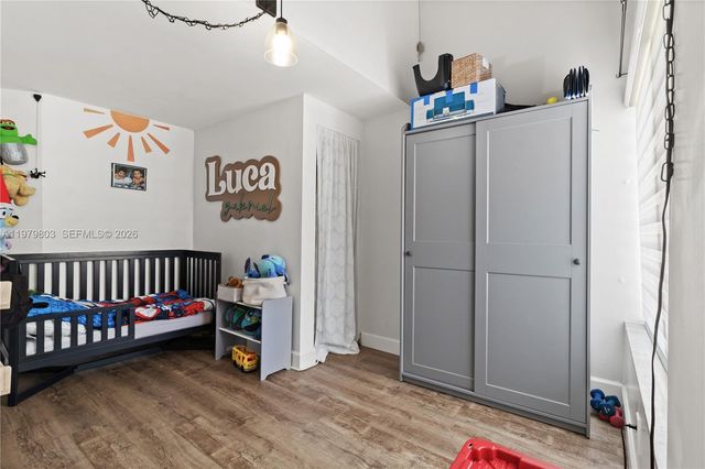 3812 NW 77th Ave, Davie, FL 33024