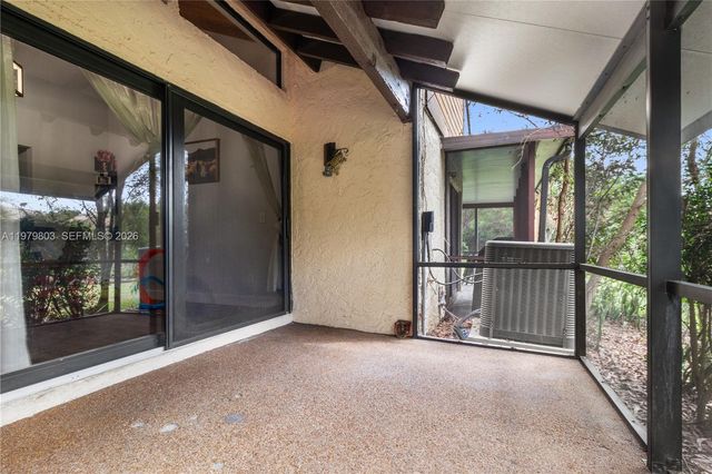 3812 NW 77th Ave, Davie, FL 33024