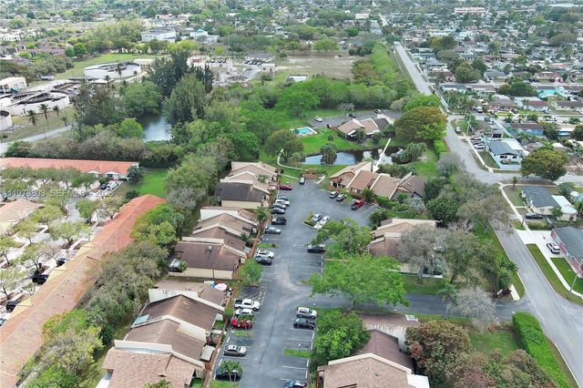 3812 NW 77th Ave, Davie, FL 33024