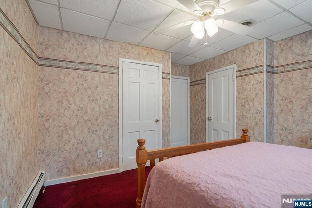 29 Leary Avenue, Bloomingdale, NJ 07403