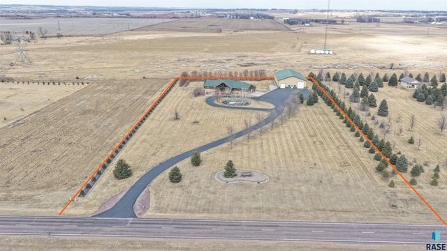 48190 268th St Street, Brandon, SD 57005