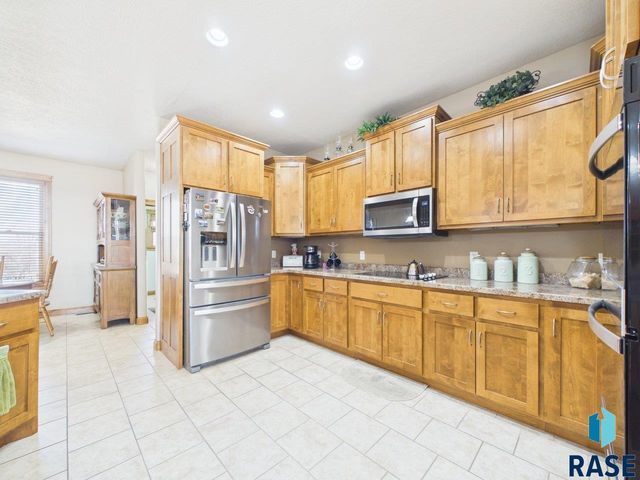 48190 268th St Street, Brandon, SD 57005